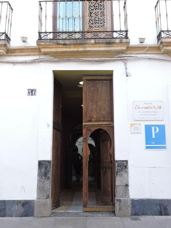 Safestay Cordoba Mezquita Catedral Exterior photo